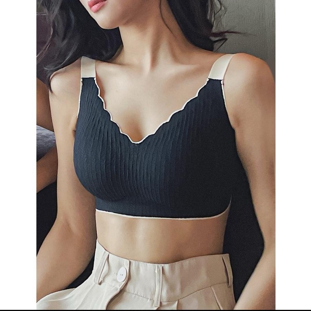 Forlest Sharon Two-tone Scalloped Neckline Embossed Lace bra Size 3XL NWT